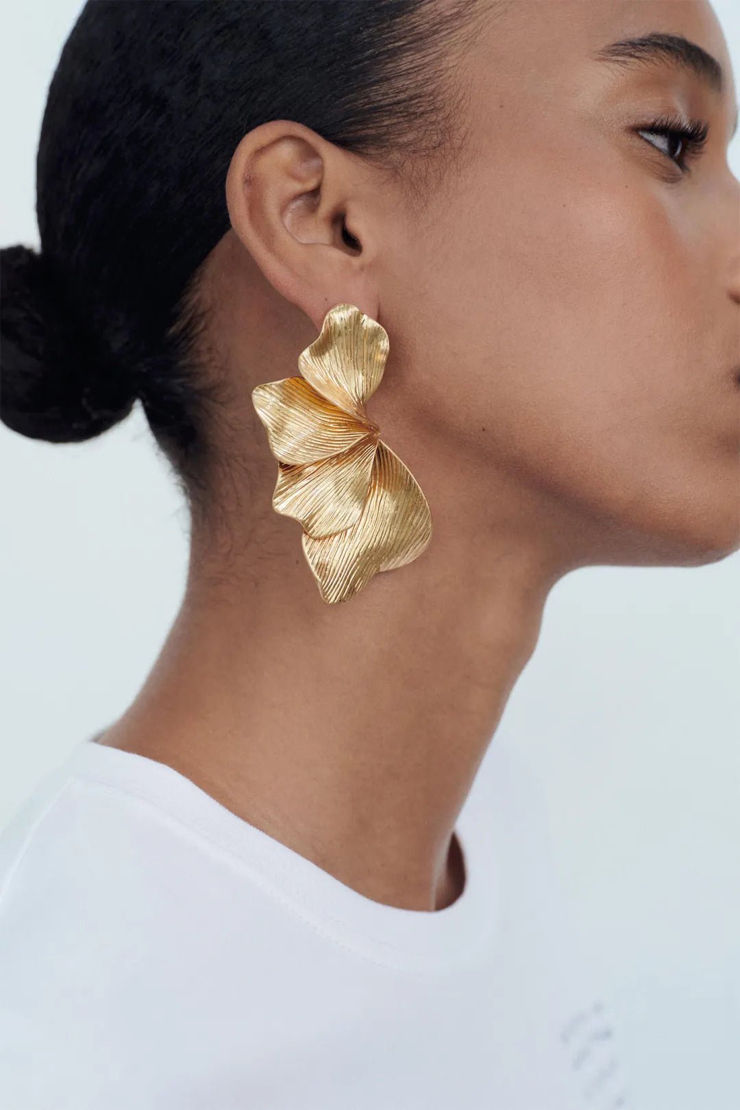 Summer Textured Leaf Drop Earrings - Livetta